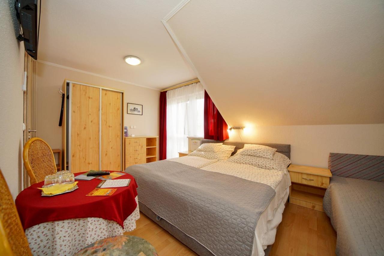 Siesta Vendeghaz Villa Eger Luaran gambar