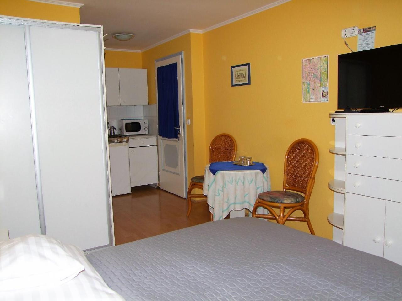 Siesta Vendeghaz Villa Eger Luaran gambar